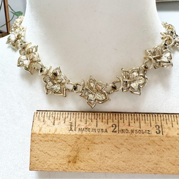 1950s Vintage Retro CORO Choker Necklace Pale Gold Plated Signed - Picture 11 of 12